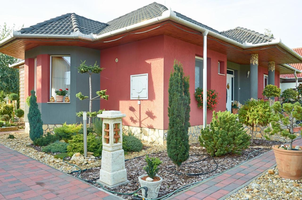 Homokháti Apartman Mórahalom Exterior foto