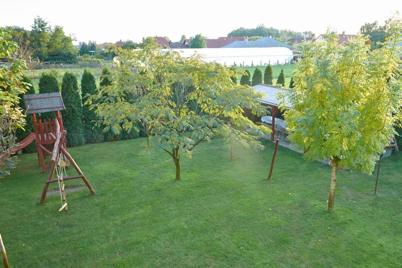Homokháti Apartman Mórahalom Exterior foto